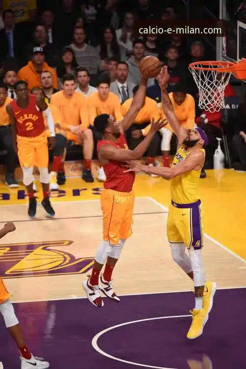 皮特森38分导演逆转，麦基空砍难救主：CBA焦点战复盘与观赛平台选择指南